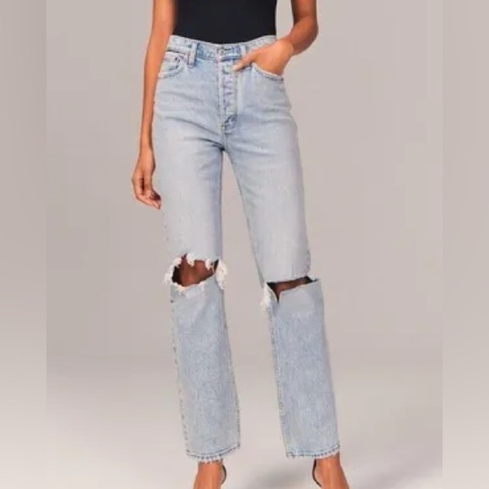 Abercrombie & Fitch Dad High Rise Jeans